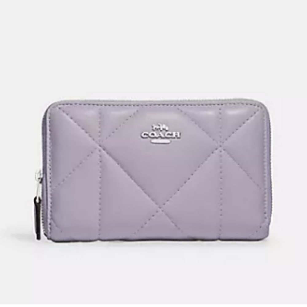 Coach Medium Id Zip Wallet With Puffy Diamond Quilting